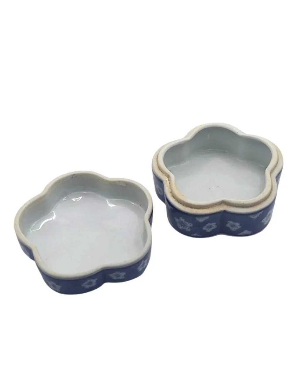 Japanese Porcelain Trinket Dish Plum Blossom Cobalt Blue Floral Kogo Box Vintage